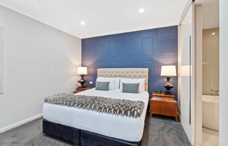 de-russie-hotel-boutique-accommodation-orange-blue-room-60