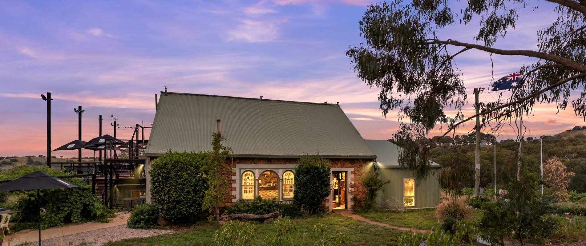 Cellar door and vineyard setting along the Cargo Road Wine Trail near Orange NSW